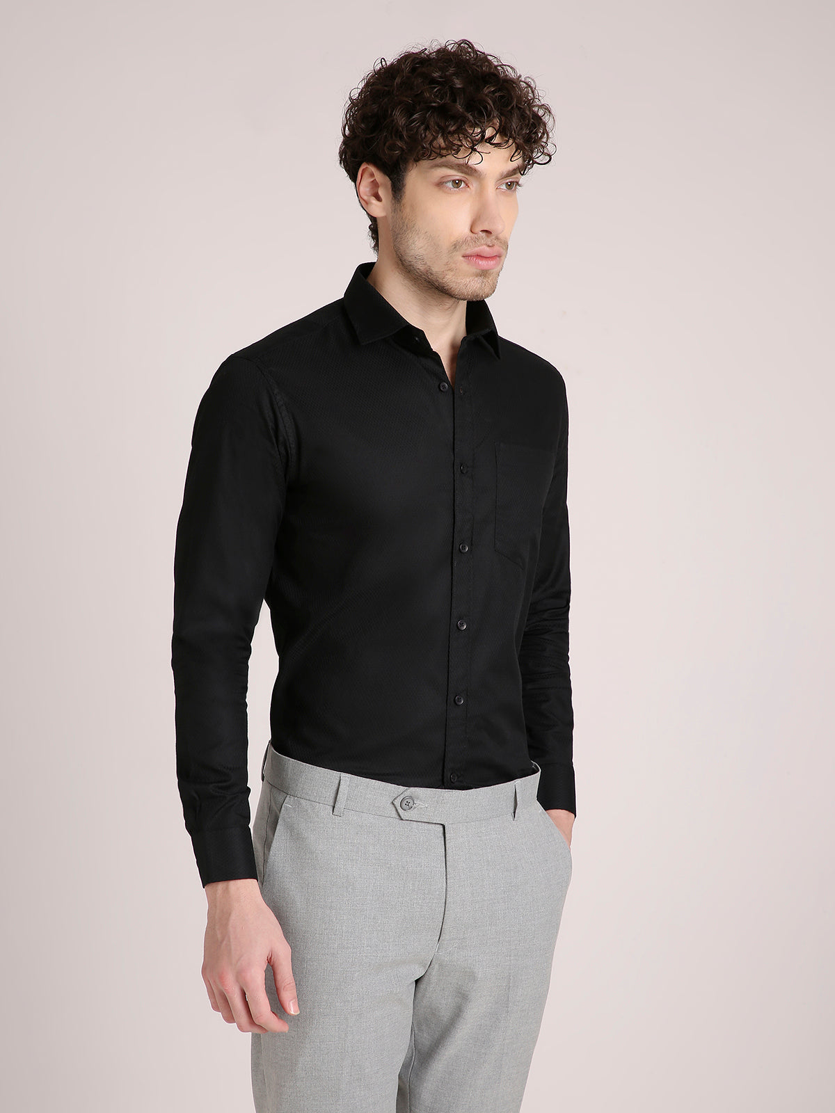 M Excess Solid Black Dress Shirt