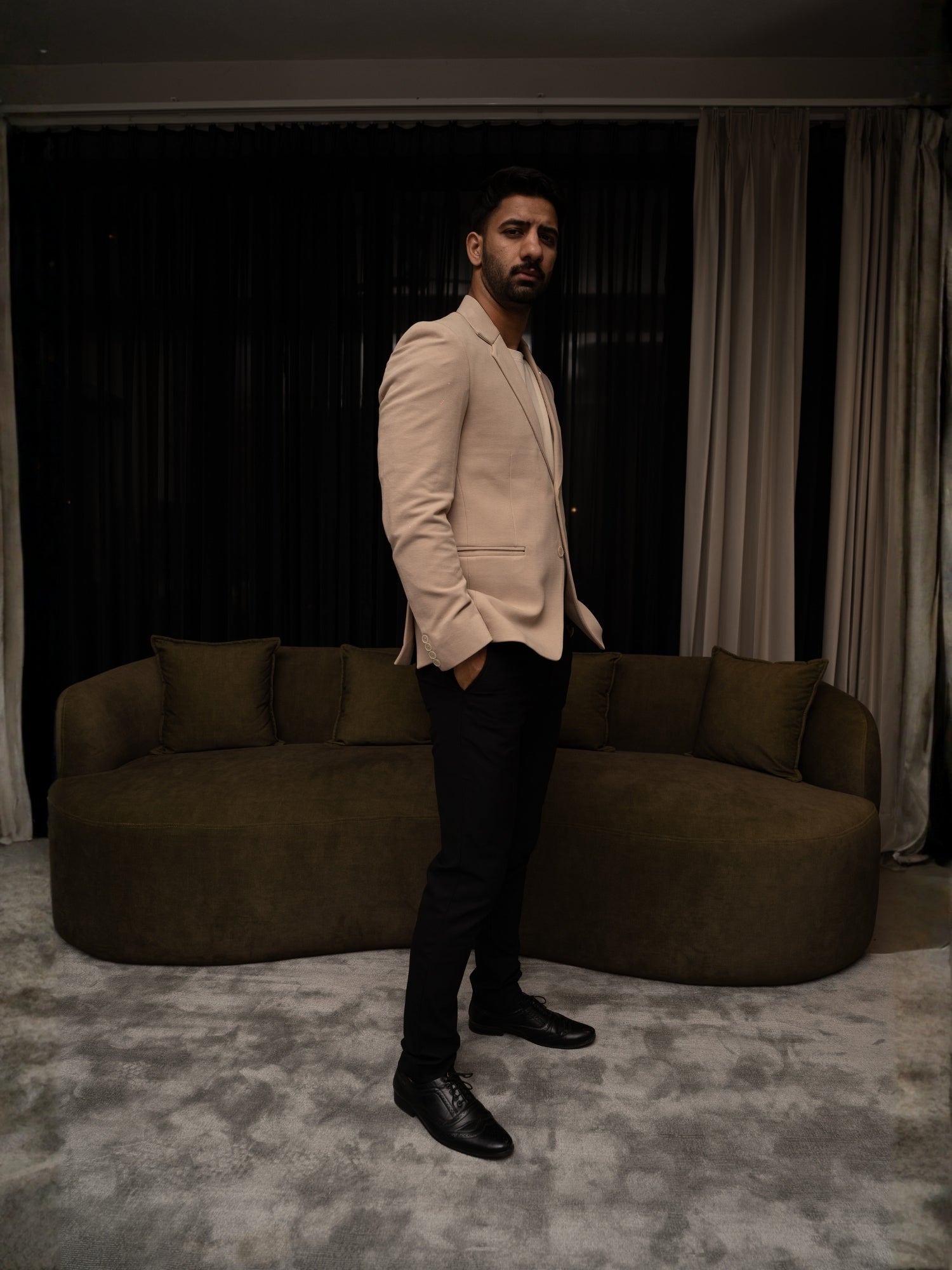 M Excess Black Travel Pants