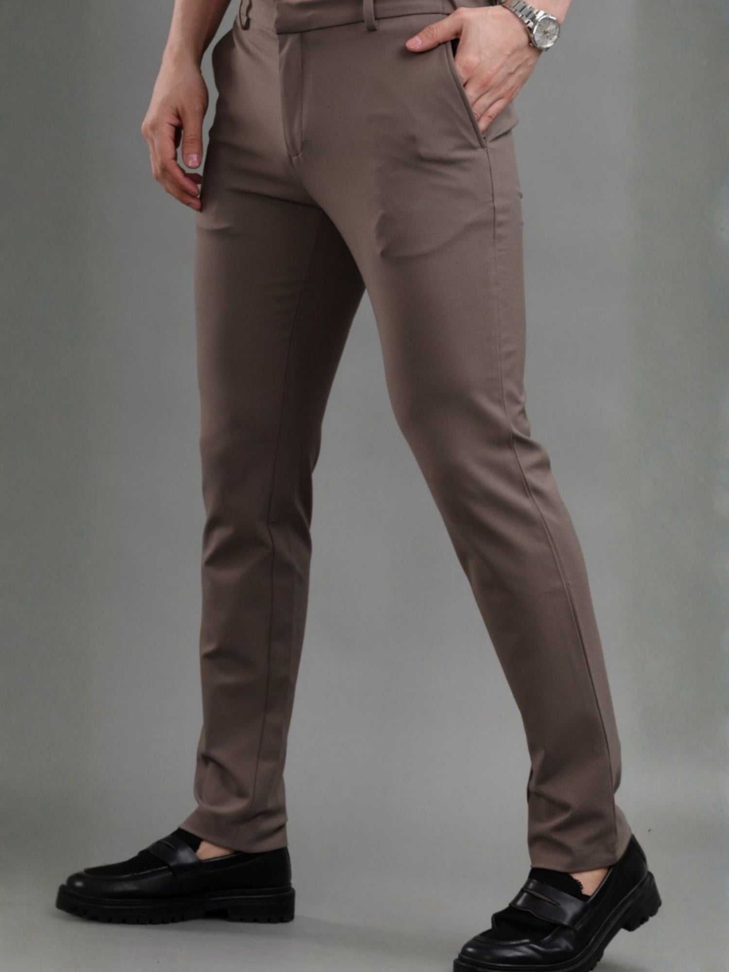 M Excess Brown Travel Pants